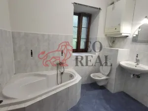 Pronájem bytu 2+1, Nový Bor, Husova, 70 m2