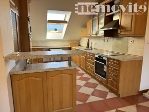 Pronájem bytu 5+kk, Hradec Králové, Československé armády, 110 m2