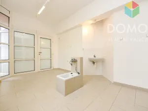 Pronájem obchodního prostoru, Beroun - Beroun-Centrum, Česká, 12 m2