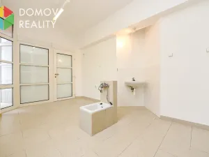 Pronájem obchodního prostoru, Beroun - Beroun-Centrum, Česká, 12 m2