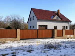 Prodej rodinného domu, Senička, 153 m2