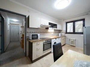 Pronájem bytu 2+1, Třeboň, Nádražní, 55 m2