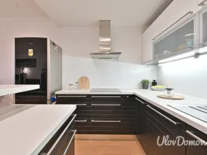 Prodej bytu 2+kk, Praha - Háje, Jurkovičova, 61 m2