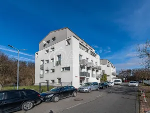 Prodej bytu 1+kk, Praha, U Smetanky, 39 m2