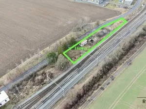 Prodej komerční nemovitosti, Červenka, 1800 m2