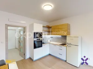 Pronájem bytu 1+kk, Zlín, Kúty, 29 m2
