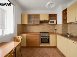 Pronájem bytu 2+1, Pardubice - Zelené Předměstí, nábřeží Závodu míru, 59 m2