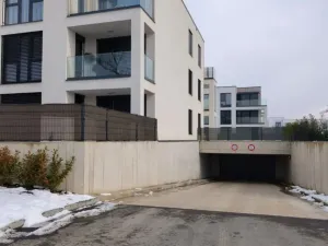 Pronájem garáže, Olomouc, Milana Ticháka, 17 m2