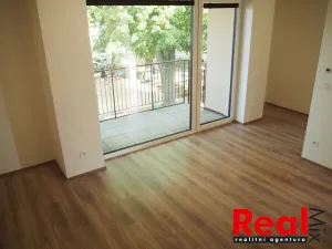 Pronájem bytu 1+kk, Brno - Přízřenice, Moravanská, 36 m2