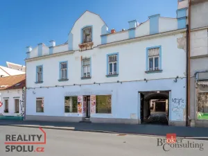 Prodej atypického bytu, Blansko, nám. Svobody, 309 m2