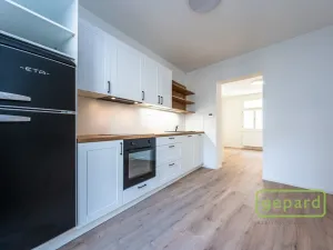 Pronájem bytu 1+1, Praha - Smíchov, Pod Barvířkou, 32 m2