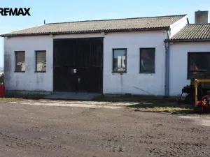 Pronájem komerční nemovitosti, Oslov, 430 m2