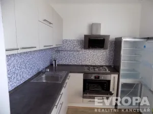 Pronájem bytu 2+kk, Kolín - Kolín II, Družstevní, 45 m2