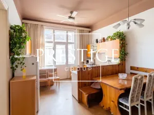 Pronájem bytu 2+1, Praha - Holešovice, Janovského, 82 m2