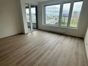 Pronájem bytu 2+kk, Praha - Holešovice, U Pergamenky, 54 m2