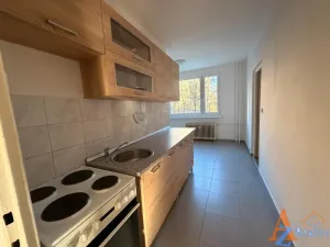 Pronájem bytu 2+1, Chomutov, Jirkovská, 65 m2