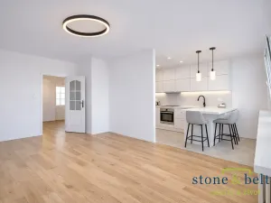 Prodej bytu 3+1, Praha - Stodůlky, U jezera, 83 m2