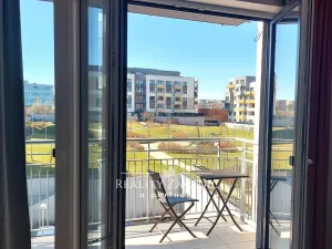 Pronájem bytu 1+kk, Praha - Třebonice, U Radosti, 28 m2