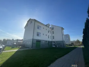 Pronájem bytu 1+kk, Břeclav, Na Valtické, 30 m2