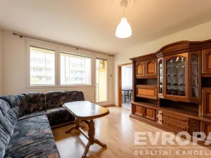 Prodej bytu 3+1, Praha - Hlubočepy, Voskovcova, 77 m2