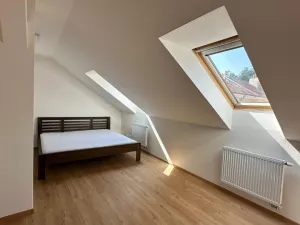 Pronájem bytu 2+kk, Praha - Smíchov, Grafická, 73 m2