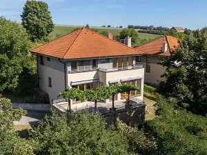 Prodej rodinného domu, Úholičky, Nade Dvorem, 192 m2