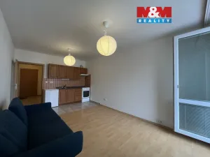 Pronájem bytu 1+kk, Zlín, Na Honech I, 30 m2
