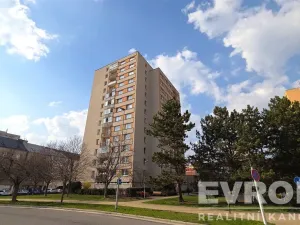 Prodej bytu 3+1, Pardubice - Zelené Předměstí, Karla IV., 76 m2