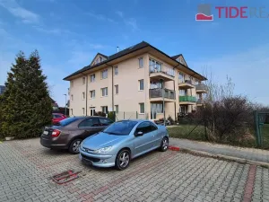 Pronájem bytu 1+1, Horoměřice, T. G. Masaryka, 52 m2