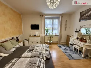 Prodej bytu 2+kk, Karlovy Vary - Dvory, Chebská, 46 m2