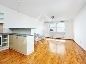 Pronájem bytu 2+kk, Praha - Suchdol, K mírám, 55 m2