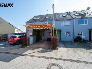 Prodej rodinného domu, Nupaky, K Parku, 115 m2