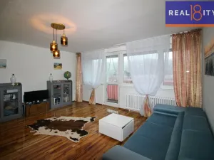 Prodej bytu 3+1, Praha, Evropská, 76 m2