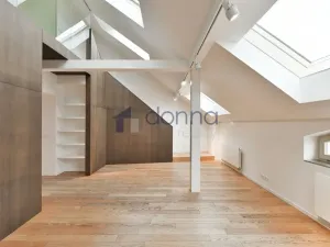 Pronájem bytu 3+1, Praha, U akademie, 130 m2