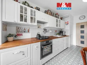 Prodej bytu 4+1, Chlumec, Vyklická, 98 m2