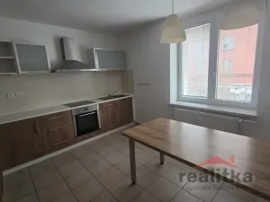 Pronájem bytu 2+1, Opava - Město, Hrnčířská, 62 m2