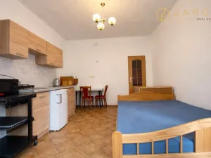 Pronájem bytu 1+kk, Perštejn, Hlavní, 20 m2