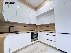 Pronájem bytu 1+kk, Karviná, Karola Śliwky, 34 m2