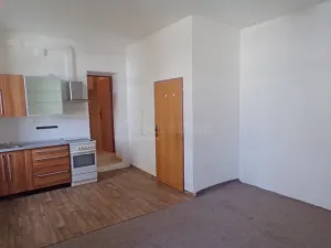Pronájem bytu 1+kk, Nový Bor, B. Egermanna, 30 m2