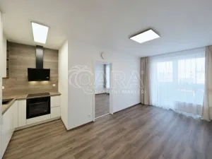 Pronájem bytu 2+kk, Kralupy nad Vltavou, Nádražní, 44 m2