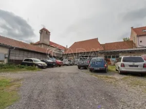 Prodej komerční nemovitosti, Smečno, nám. T. G. Masaryka, 602 m2