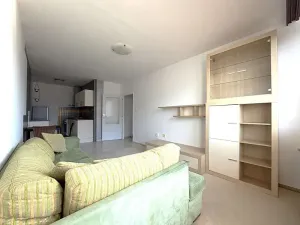 Pronájem bytu 2+kk, Praha - Kobylisy, Frýdlantská, 43 m2