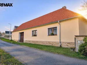 Prodej zemědělské usedlosti, Drhovle - Pamětice, 160 m2