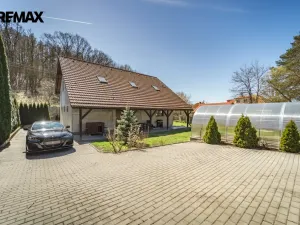 Prodej rodinného domu, Týnec nad Sázavou, 234 m2