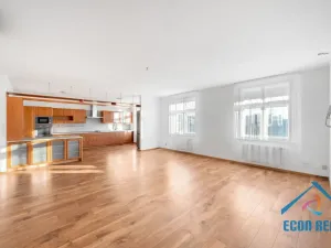 Pronájem bytu 4+kk, Praha - Libeň, Na rozcestí, 128 m2
