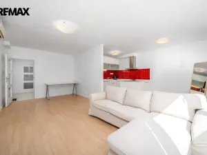 Prodej bytu 4+kk, Praha - Nusle, Pujmanové, 80 m2