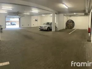 Pronájem garáže, Brno, U Leskavy, 12 m2
