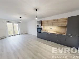 Pronájem bytu 2+kk, Žirovnice, Havlíčkovo náměstí, 52 m2