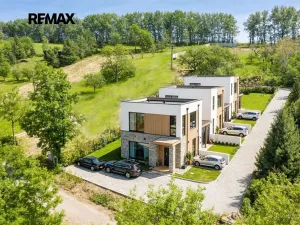 Prodej pozemku pro bydlení, Hřebeč, 1670 m2