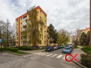 Prodej bytu 2+kk, Praha - Hlubočepy, Brichtova, 45 m2